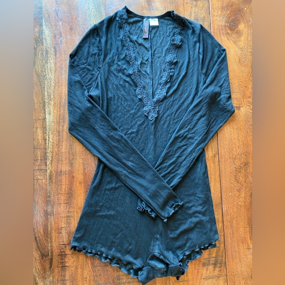 Dominique Long Sleeve Romper - Small - Picture 3 of 5